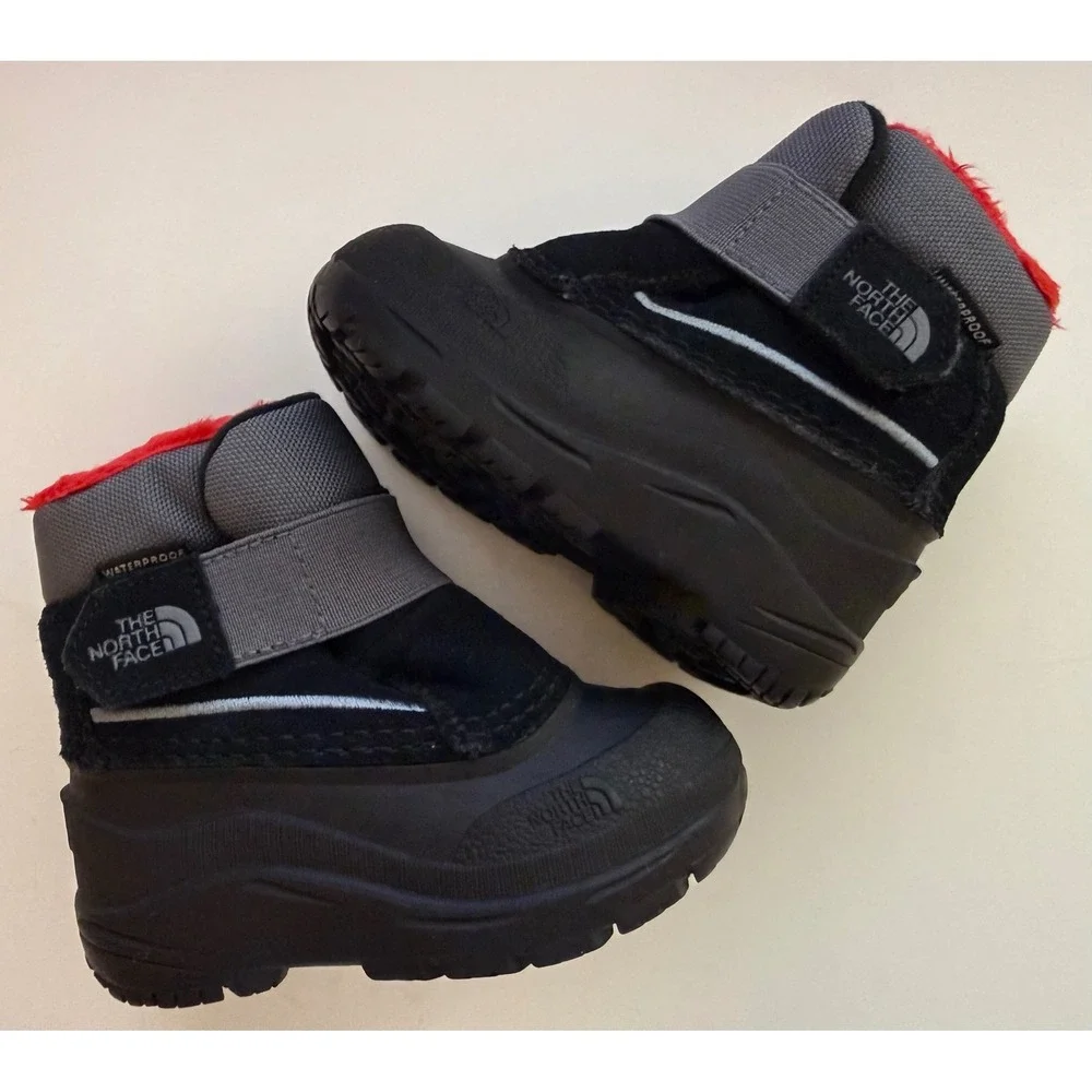 The North Face Alpenglow II Winter Snow Boots Toddler 5 Black Waterproof Slip-On